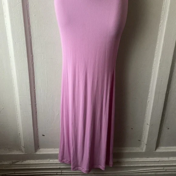 Skims Pink Soft Lounge Spaghetti Strap Bodycon Maxi Dress - Picture 3 of 10